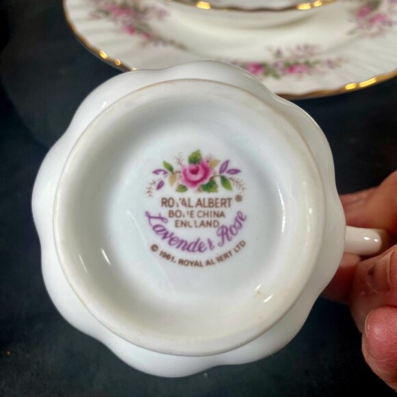 1960 Vintage Royal Albert Tea cup, Saucer, and Dessert Plate, Lavender Rose, - Picture 2 of 10